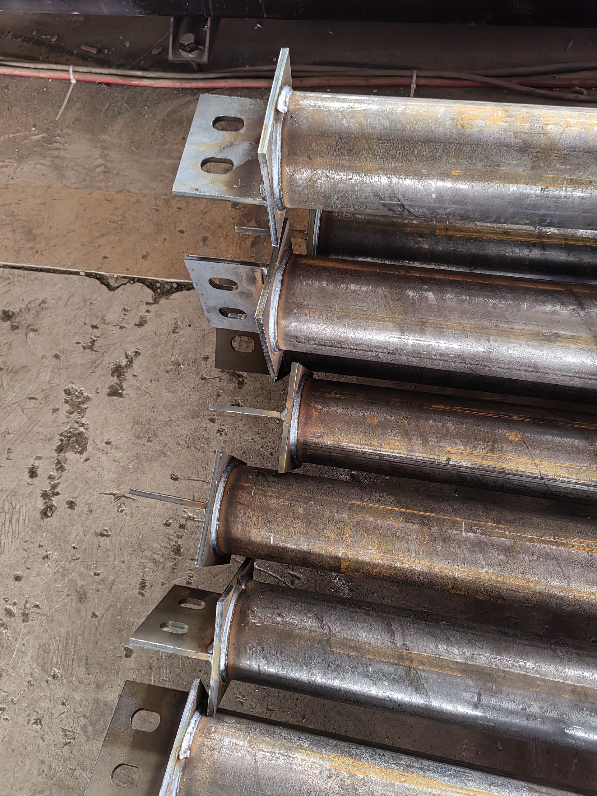 廠房鋼構廠家金鼎鋼構焊縫